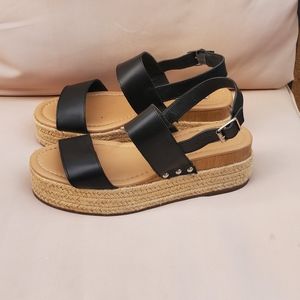 Steve Madden Sandals Size 9.5